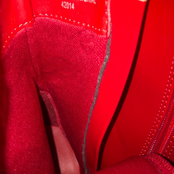 Heels - Picture 3 of 3